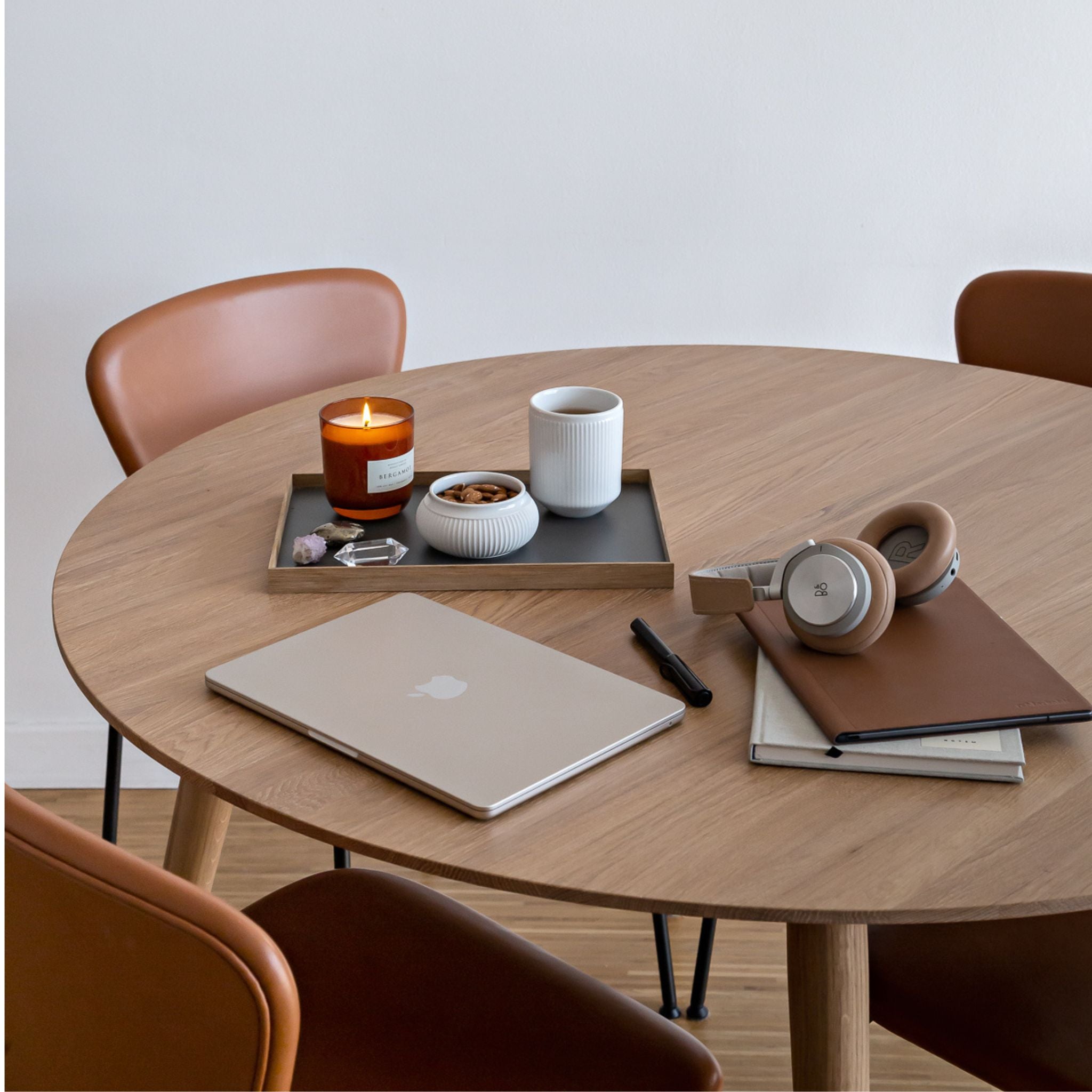 PLAYdinner Round Ø100 & Ø120 Dining Table PLAYdinner Round Ø100 & Ø120 Dining Table Bruunmunch