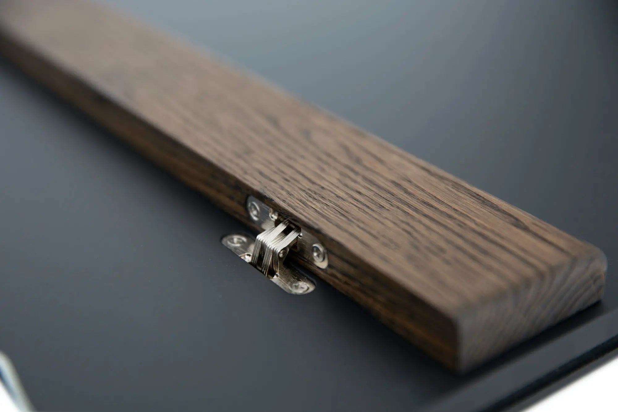 Black Extension Plates - PLAYdinner Lamé Black Extension Plates - PLAYdinner Lamé Bruunmunch Furniture