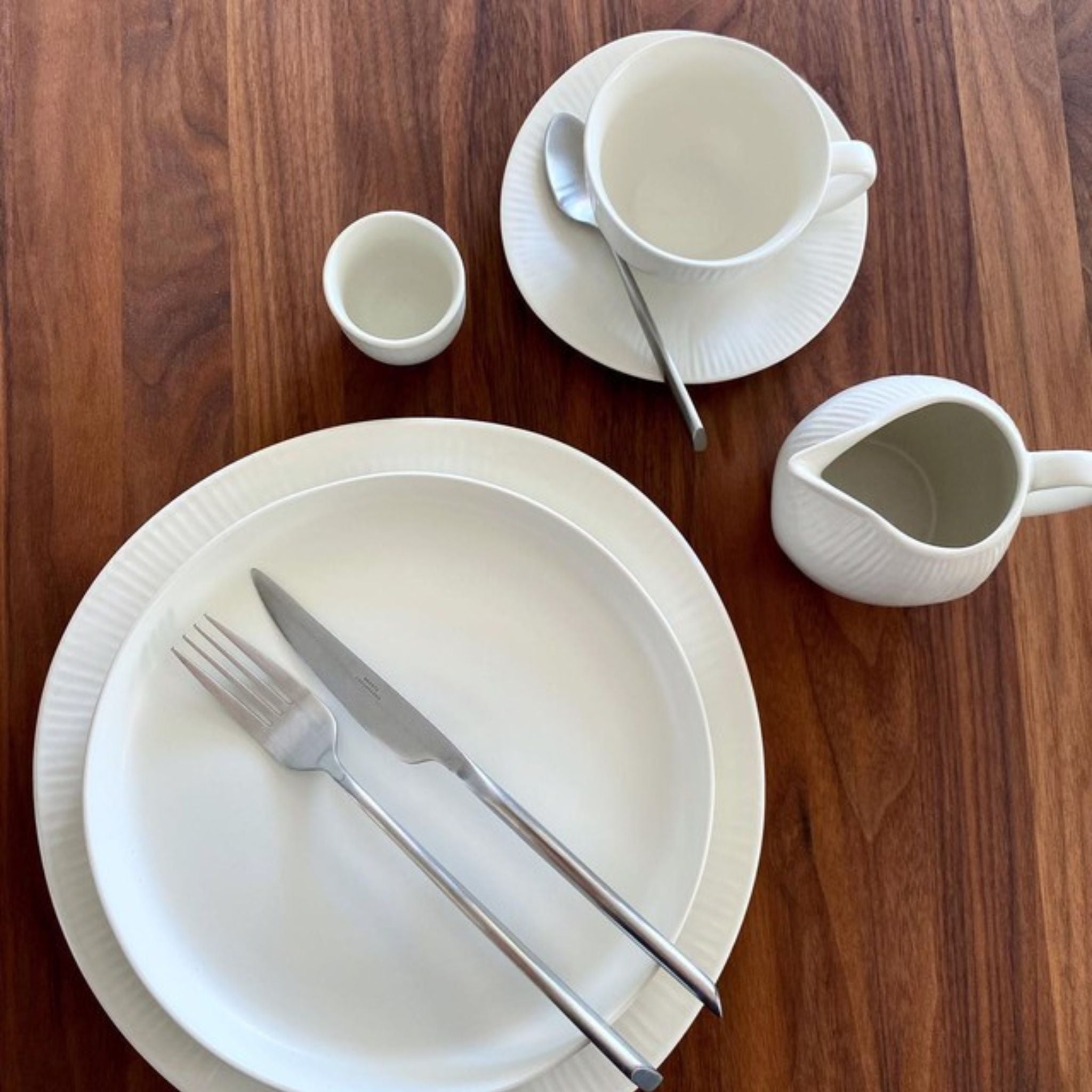 PLAYdinner Round Ø120 Extendable Dining Table PLAYdinner Round Ø120 Extendable Dining Table Bruunmunch